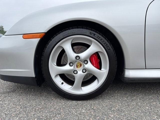 2004 Porsche 911 Carrera 4S