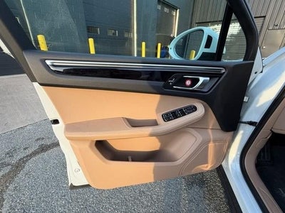 2021 Porsche Macan AWD