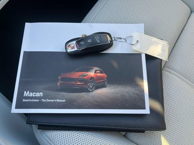 2023 Porsche Macan AWD