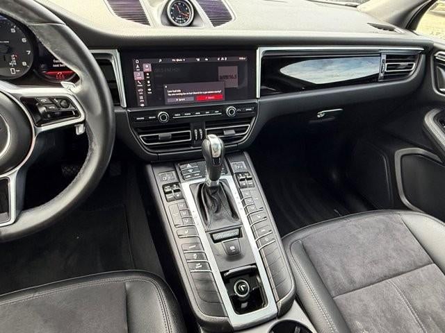 2021 Porsche Macan AWD