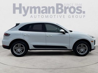 2021 Porsche Macan AWD
