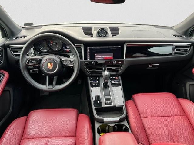 2022 Porsche Macan AWD