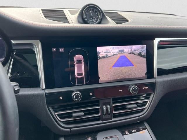 2022 Porsche Macan AWD