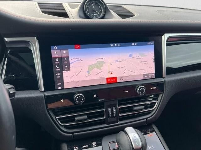 2022 Porsche Macan AWD