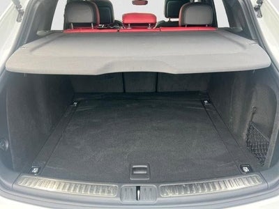 2022 Porsche Macan AWD