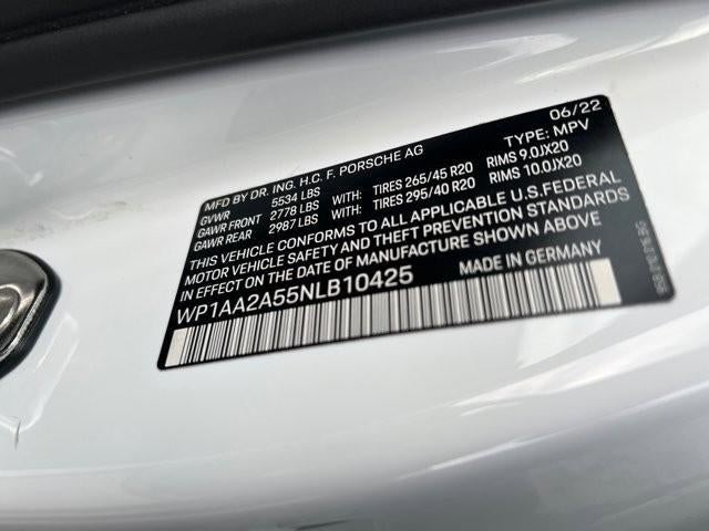 2022 Porsche Macan AWD