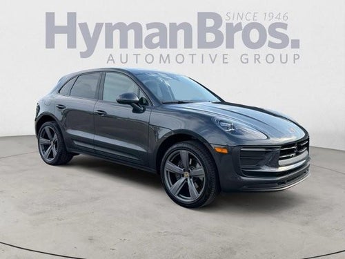 2023 Porsche Macan AWD