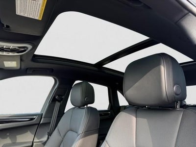 2023 Porsche Macan AWD