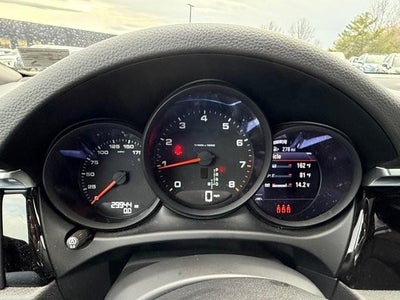 2021 Porsche Macan AWD