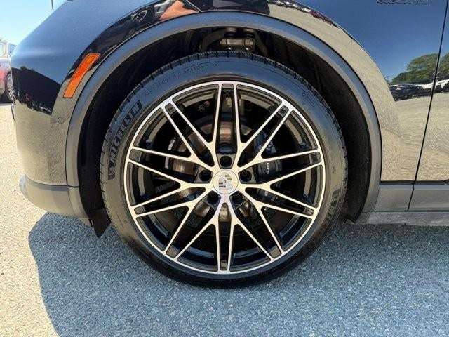 2025 Porsche Macan Electric 4 AWD