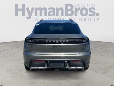 2024 Porsche Macan Electric 4 AWD