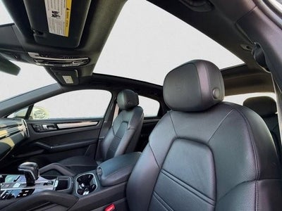 2023 Porsche Cayenne Platinum Edition Coupe AWD