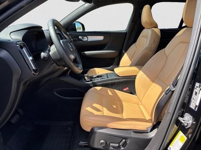 2019 Volvo XC40 T5 AWD Momentum