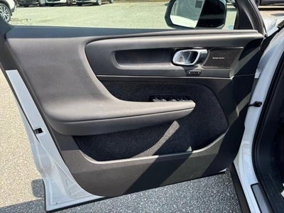 2023 Volvo XC40 Recharge Pure Electric Twin eAWD Ultimate