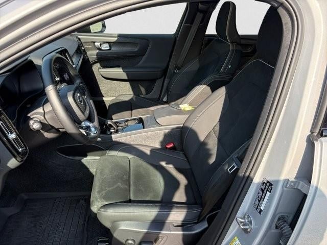 2024 Volvo C40 Recharge Pure Electric Twin AWD Ultimate