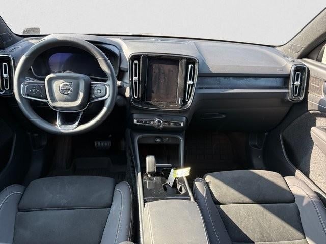 2024 Volvo C40 Recharge Pure Electric Twin AWD Ultimate