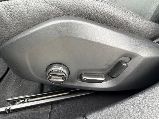 2025 Volvo V60 Cross Country B5 AWD Plus