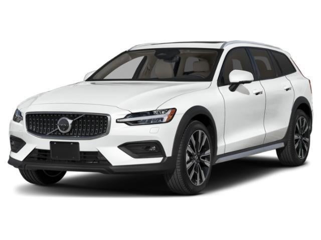 2025 Volvo V60 Cross Country B5 AWD Plus