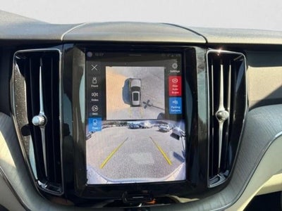 2025 Volvo XC60 B5 AWD Plus
