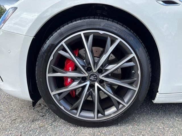 2022 Maserati Ghibli Modena Q4 3.0L