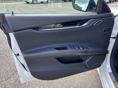 2022 Maserati Ghibli Modena Q4 3.0L