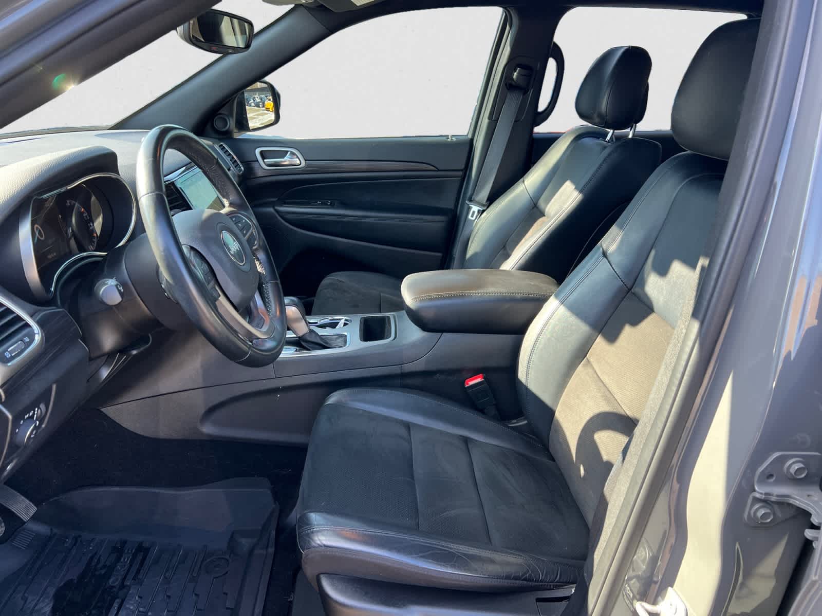 2021 Jeep Grand Cherokee Laredo X 4x4