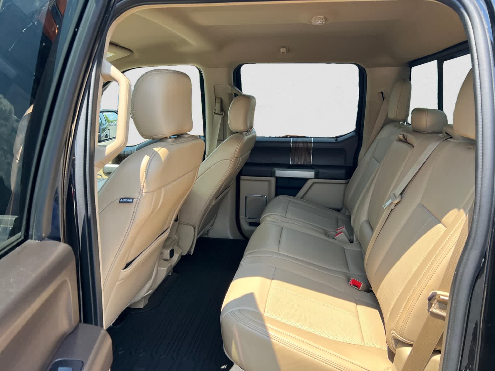 2019 Ford F-150 LARIAT 4WD SuperCrew 5.5' Box