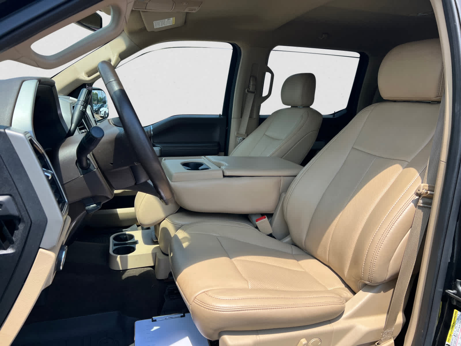 2019 Ford F-150 LARIAT 4WD SuperCrew 5.5' Box