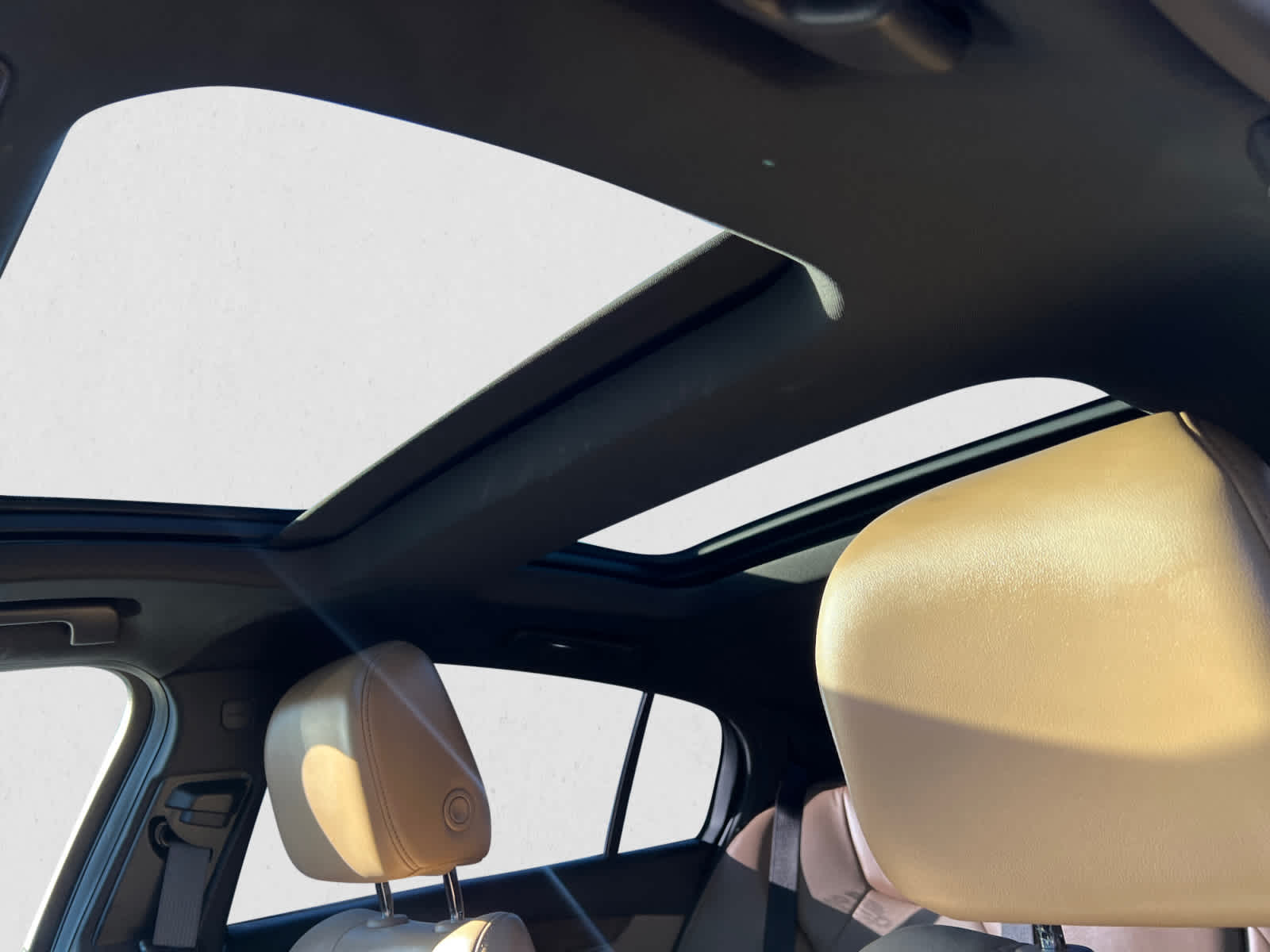 2022 Cadillac CT5 4dr Sdn Premium Luxury