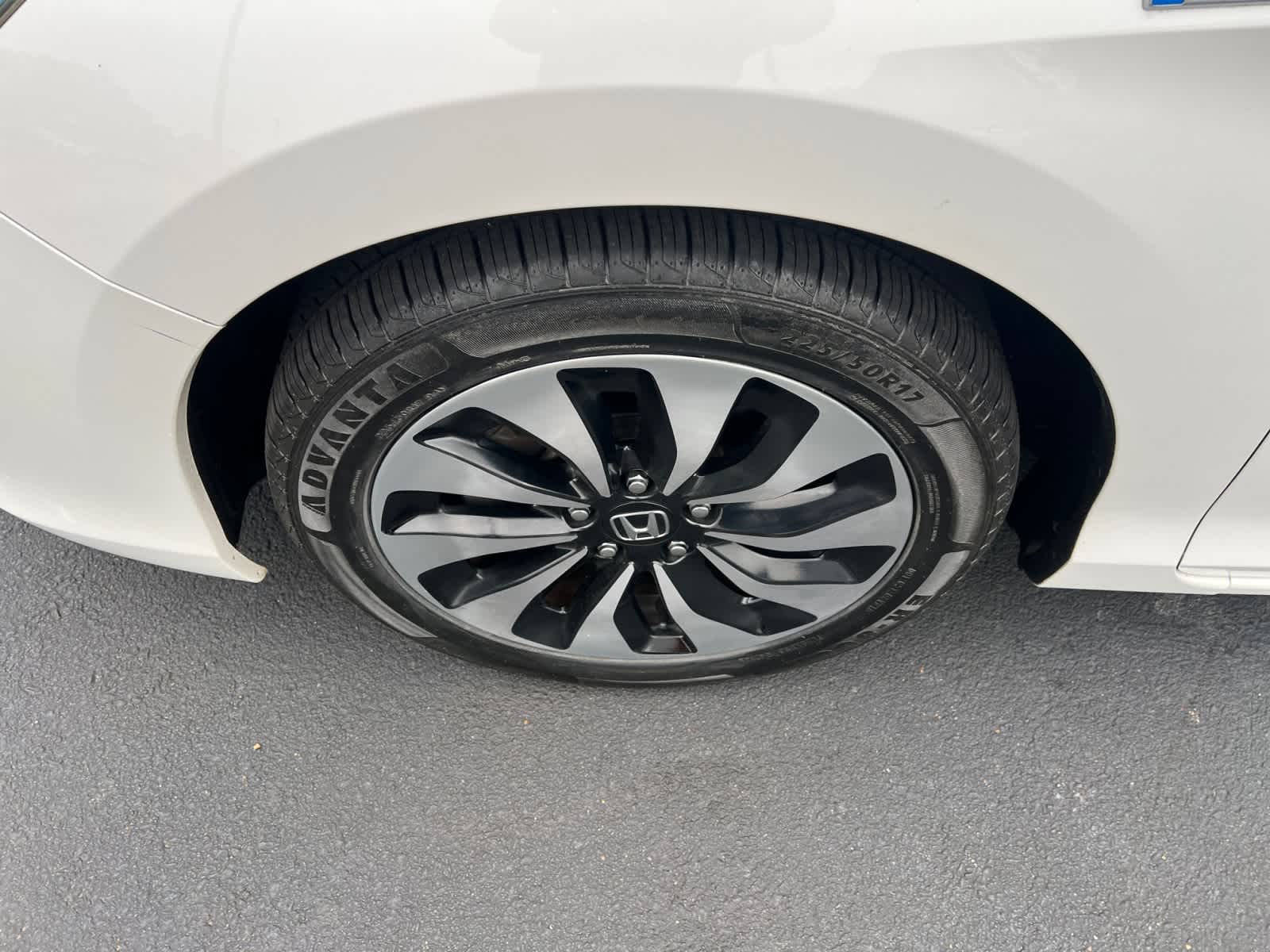 2015 Honda Accord Hybrid Touring CVT Sedan