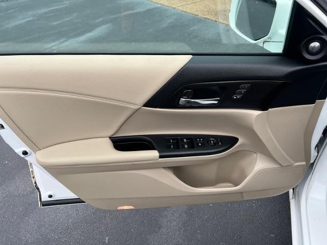 2015 Honda Accord Hybrid Touring CVT Sedan