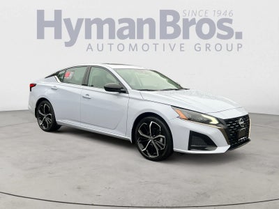 2025 Nissan Altima SR