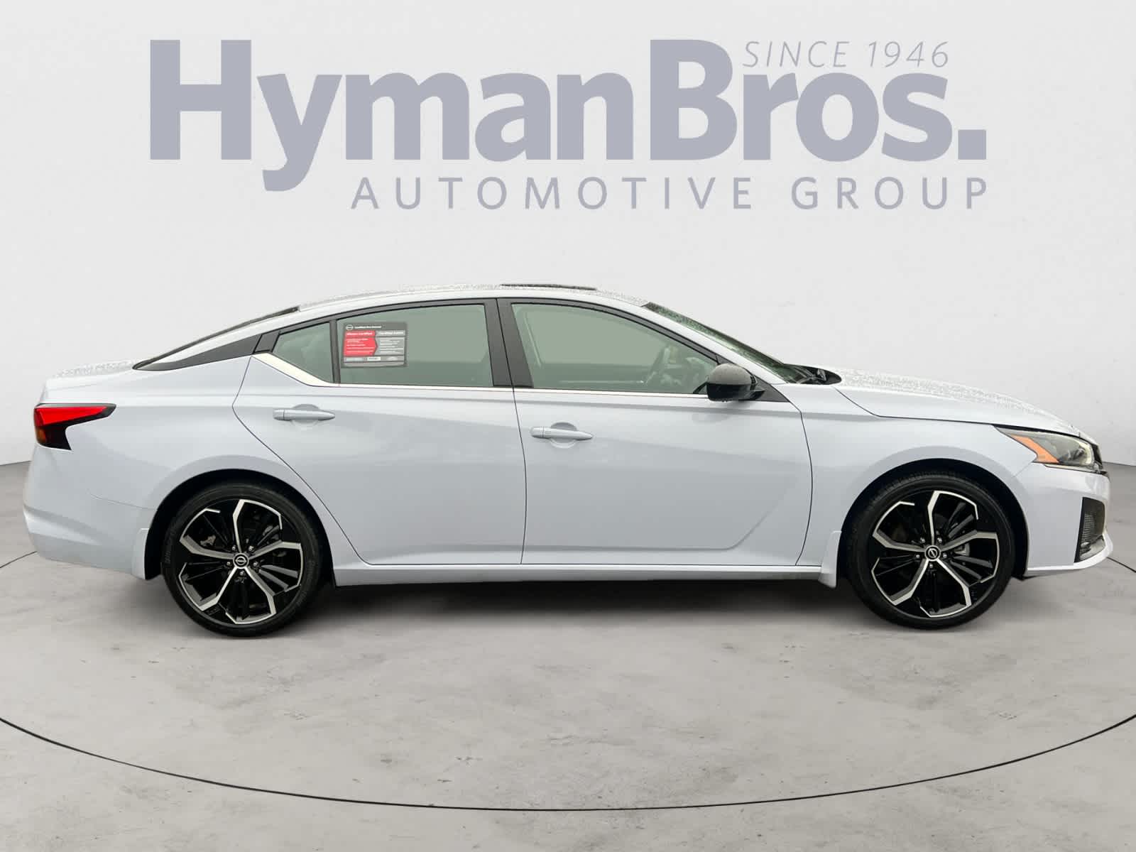 2025 Nissan Altima SR