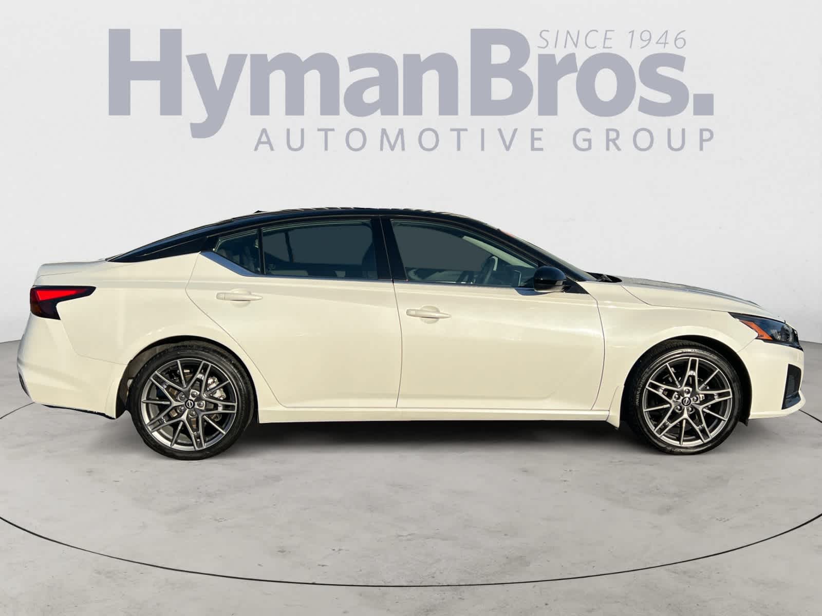 2025 Nissan Altima SR