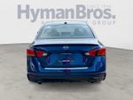 2023 Nissan Altima SR