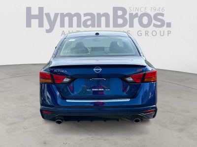2023 Nissan Altima SR