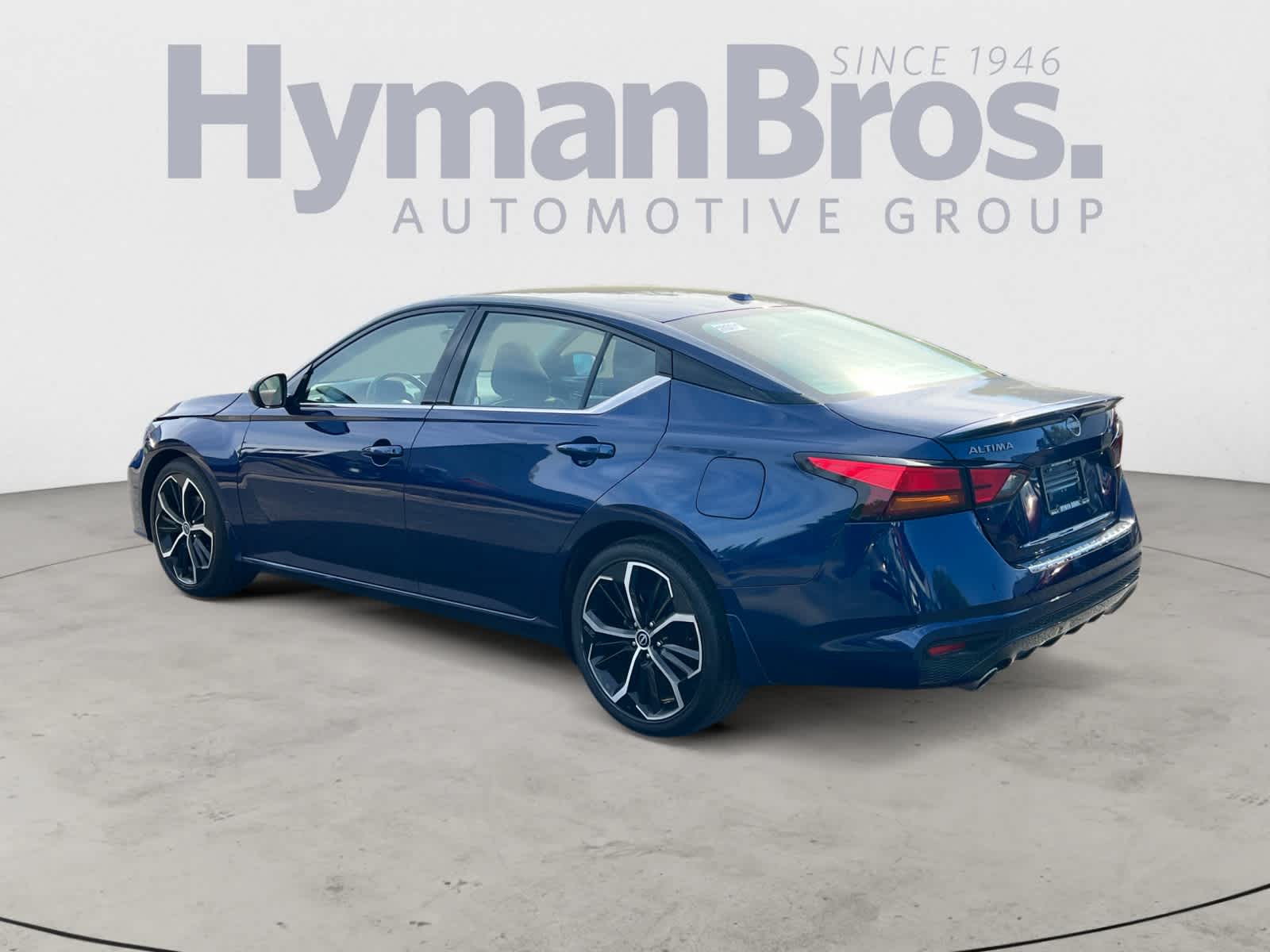 2023 Nissan Altima SR