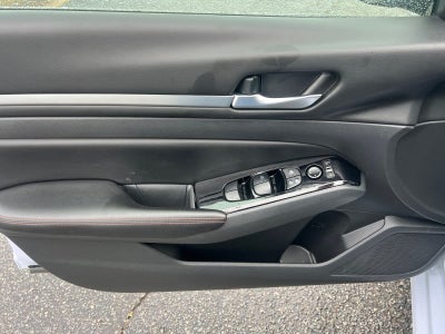 2024 Nissan Altima 2.5 SR Sedan