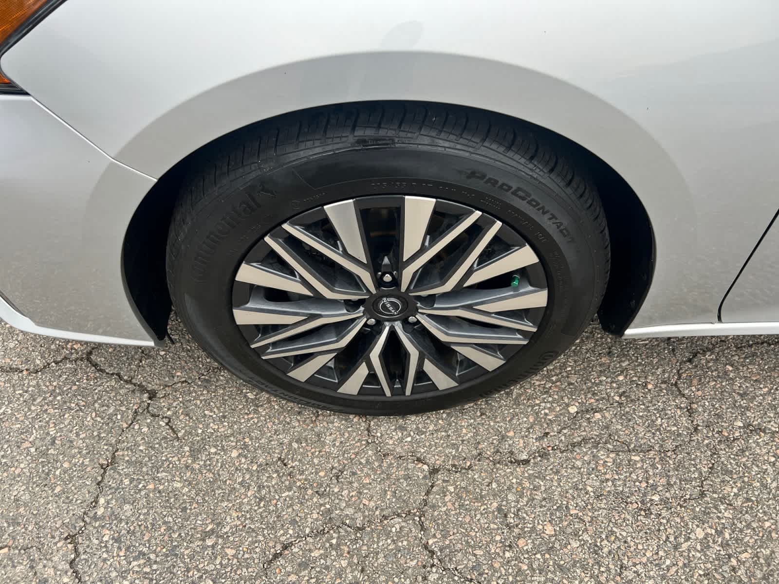 2023 Nissan Altima 2.5 SV Sedan