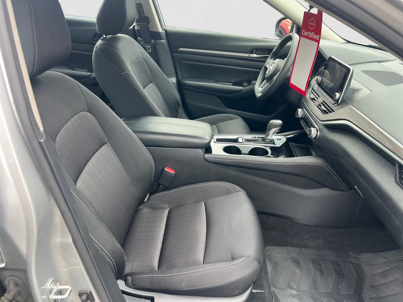 2023 Nissan Altima 2.5 SV Sedan