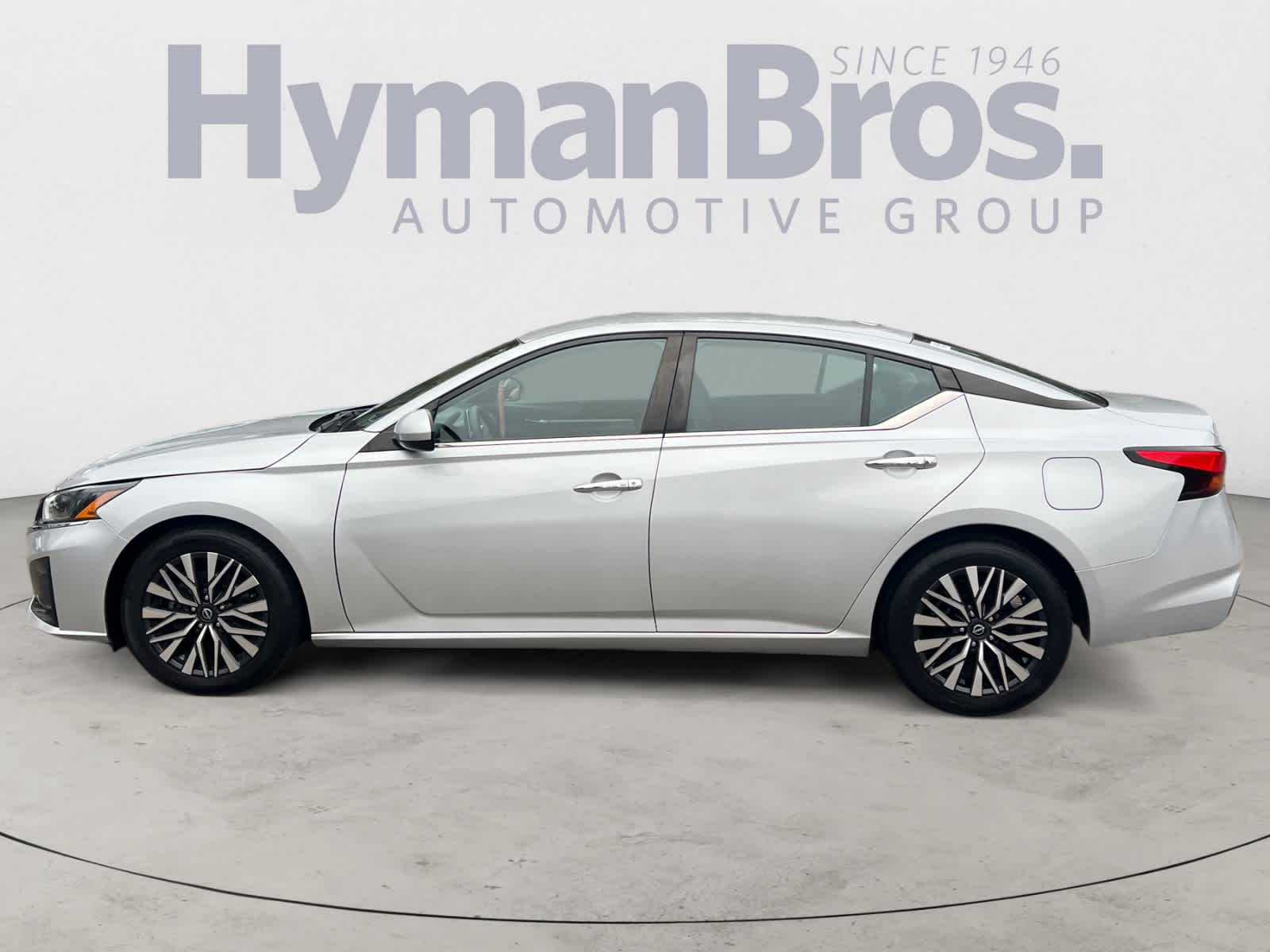 2023 Nissan Altima 2.5 SV Sedan