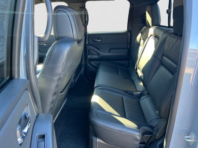 2022 Nissan Frontier Crew Cab PRO-4X®