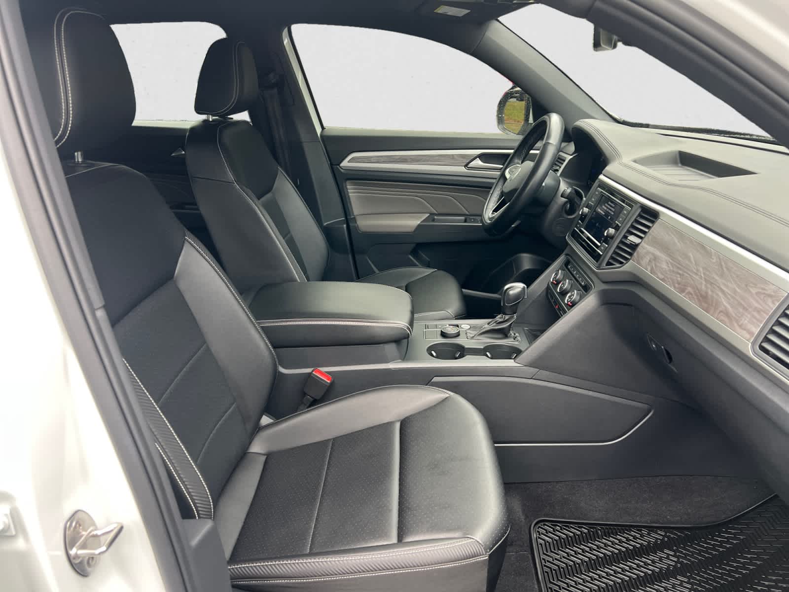 2022 Volkswagen Atlas Cross Sport 2.0T SE 4MOTION