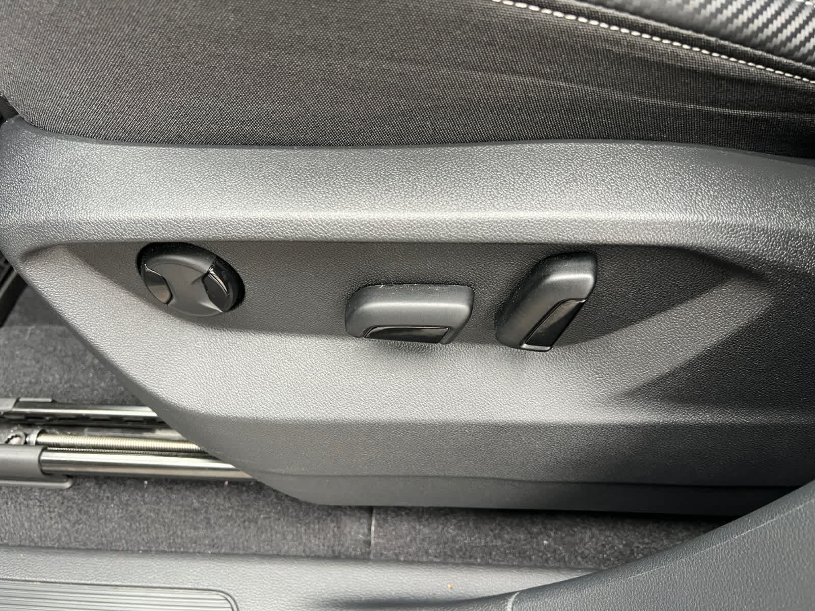 2022 Volkswagen Atlas Cross Sport 2.0T SE 4MOTION