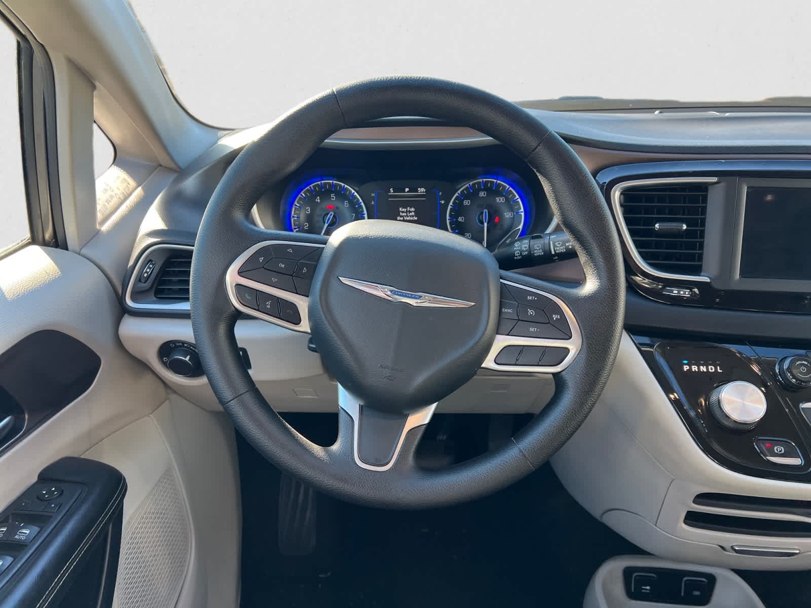 2020 Chrysler Voyager LXI FWD