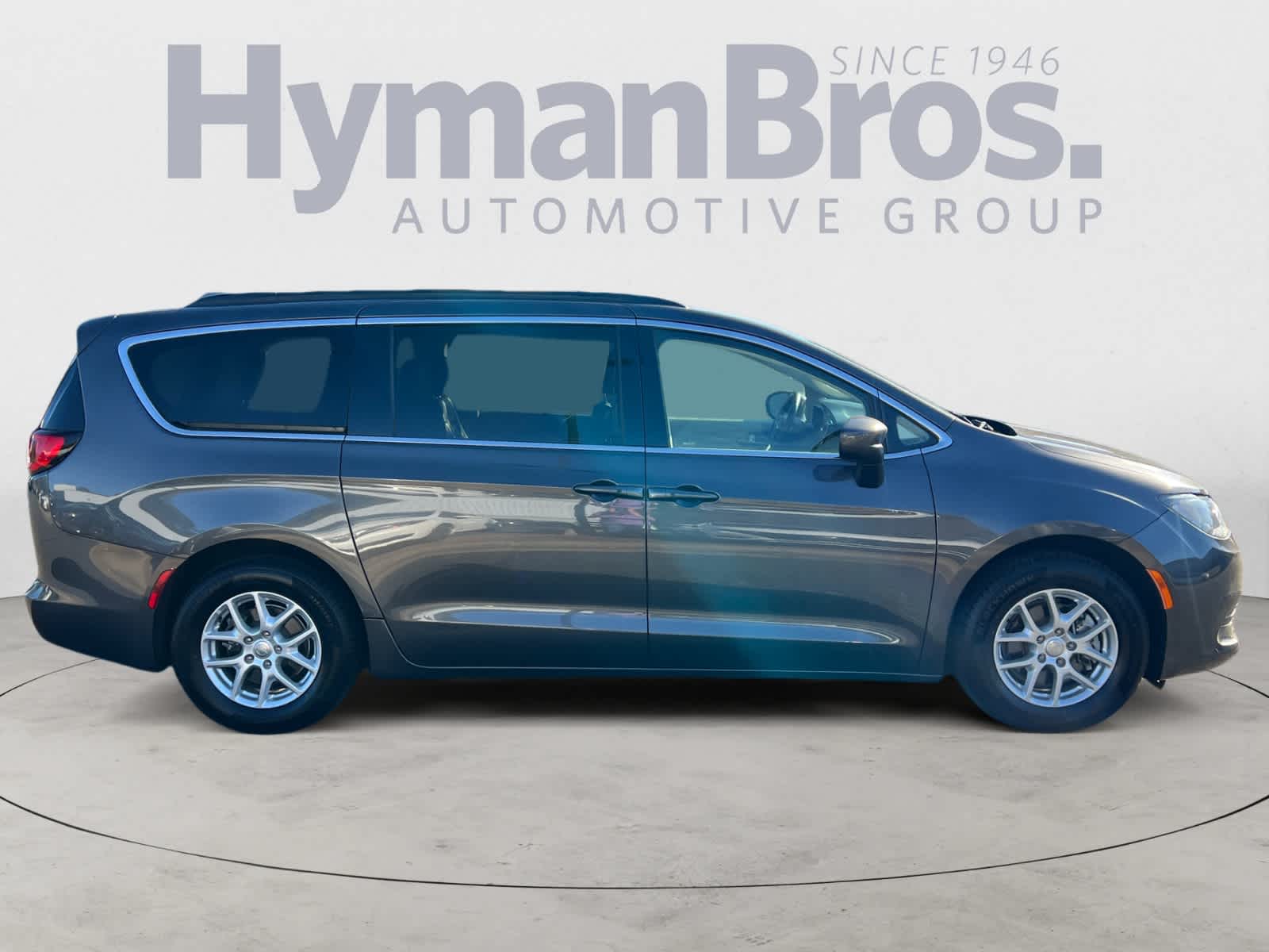 2020 Chrysler Voyager LXI FWD