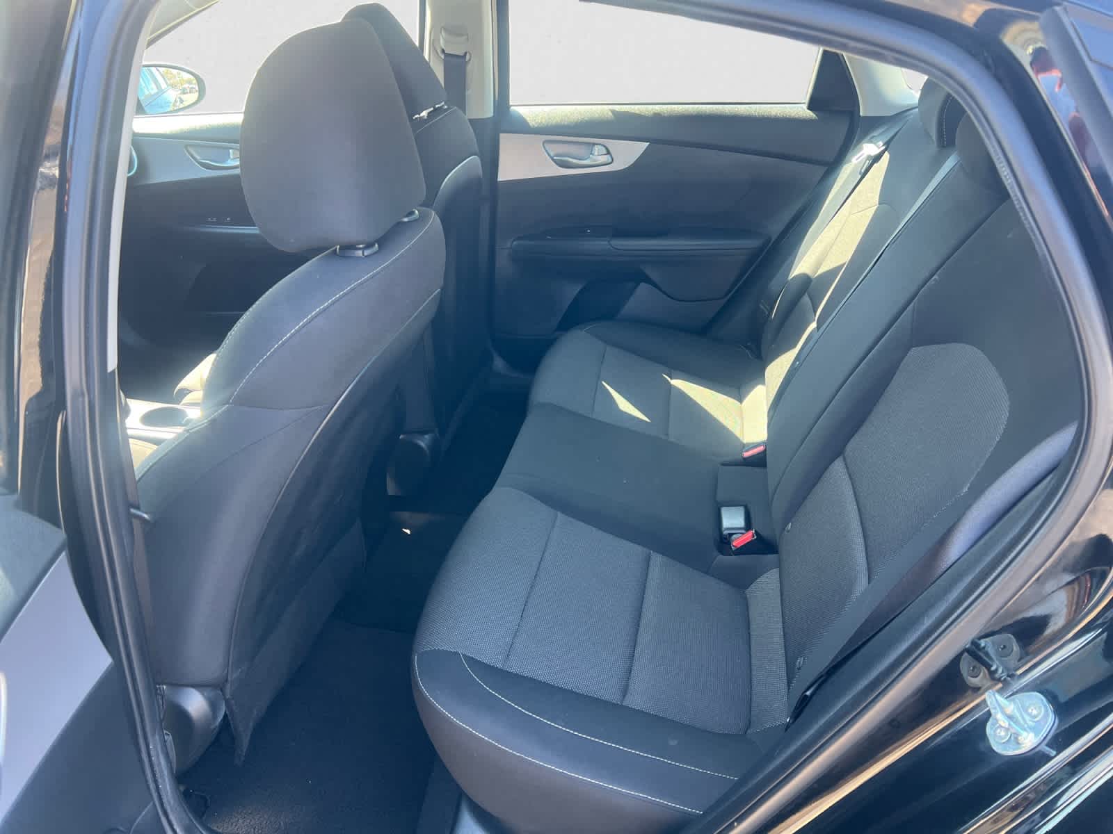 2024 Kia Forte LXS IVT