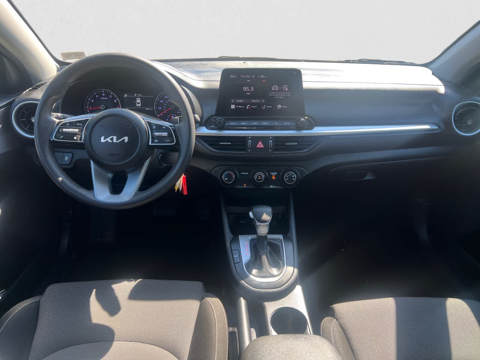 2024 Kia Forte LXS IVT