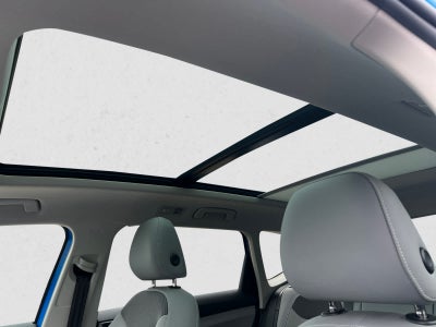 2022 Volkswagen Taos SE FWD