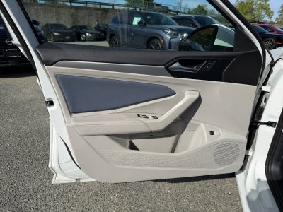 2025 Volkswagen Jetta SE Auto